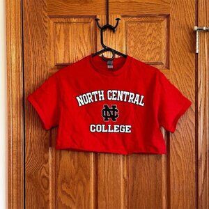 North Central College NCC Women's Red Crop Top Tee Size M Casual Spring
